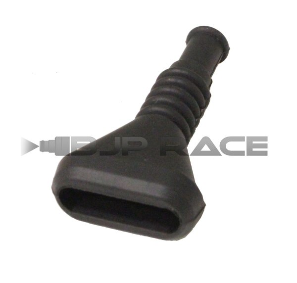 Rubber protection for 4 and 5 pin connectors