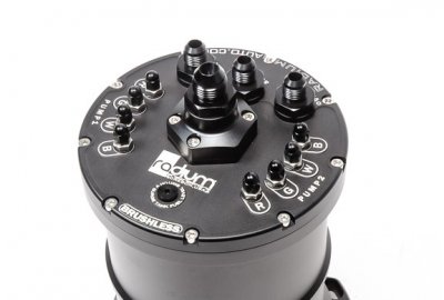 Radium MPFST Multi-Pump Fuel Surge Tank till Ti Automotive E5LM pumpar