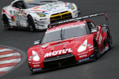 Motul 300V POWER 5W40 2L